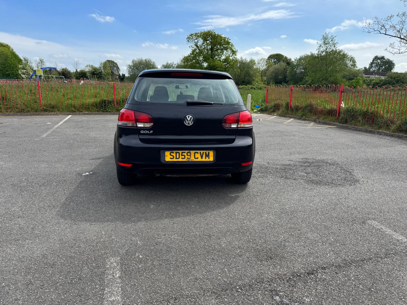 VOLKSWAGEN GOLF S